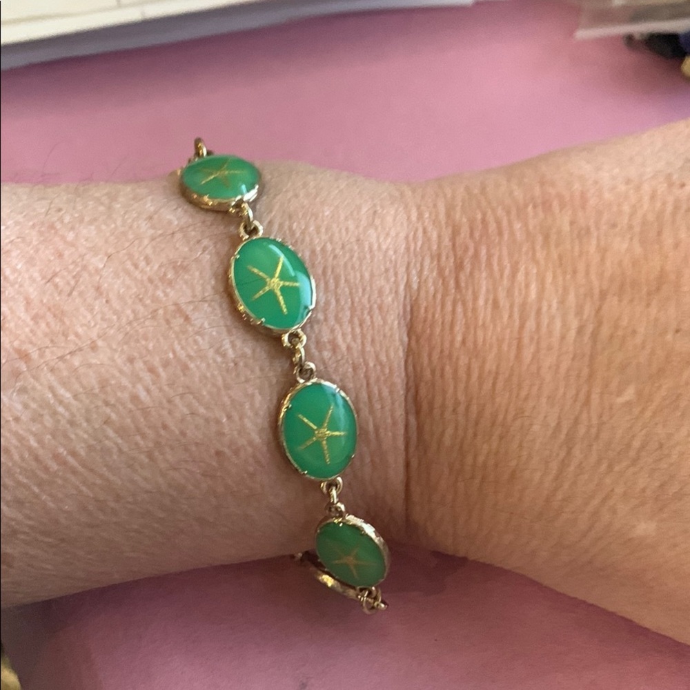 Elegant Green Starfish Bracelet 7” - 8”